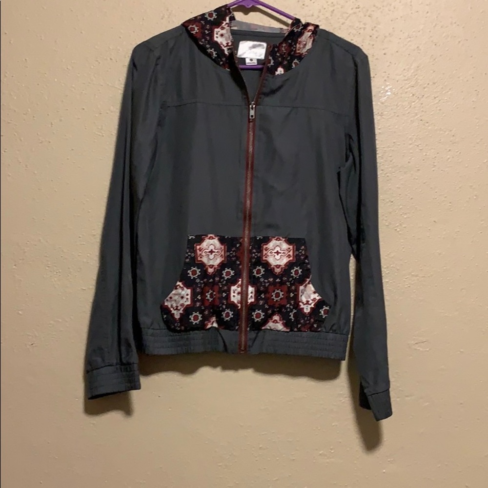 zip up jacket